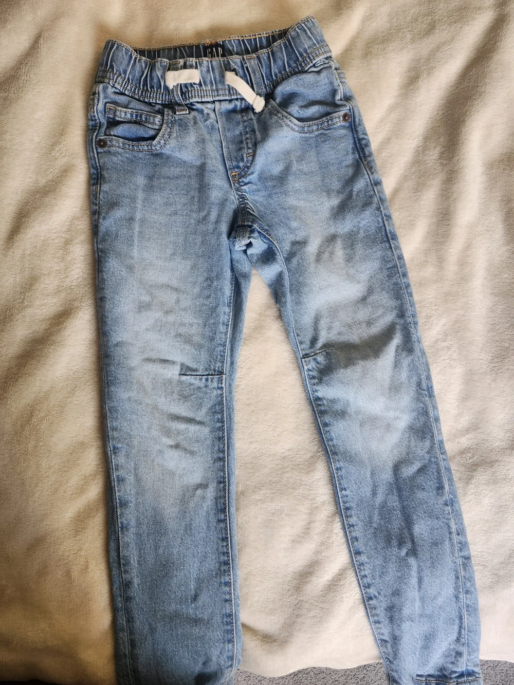 GAP Kids Elastic Waist Denim Jeans in Dark Blue and Light Blue